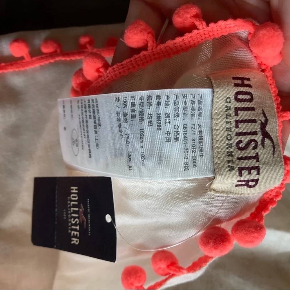 NWT Hollister Cream Square Light Scarf with Neon Pink Pom Poms